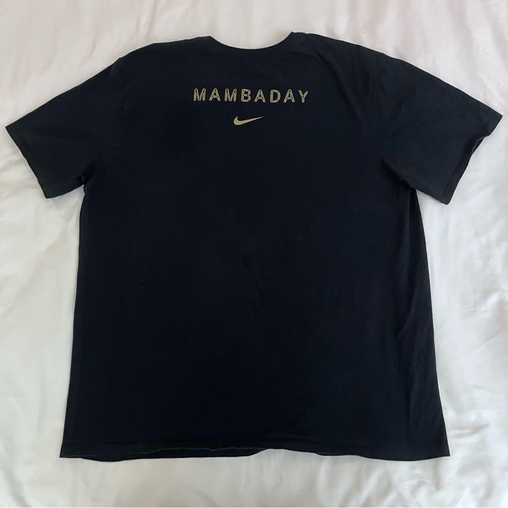Nike Kobe Bryant Legend Mamba Day Final Game Black Gold 2016 XL Shirt - Picture 4 of 7